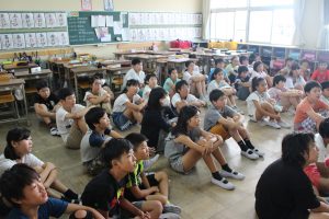 お話しパンダ 読み聞かせ 6年生 津島市立西小学校