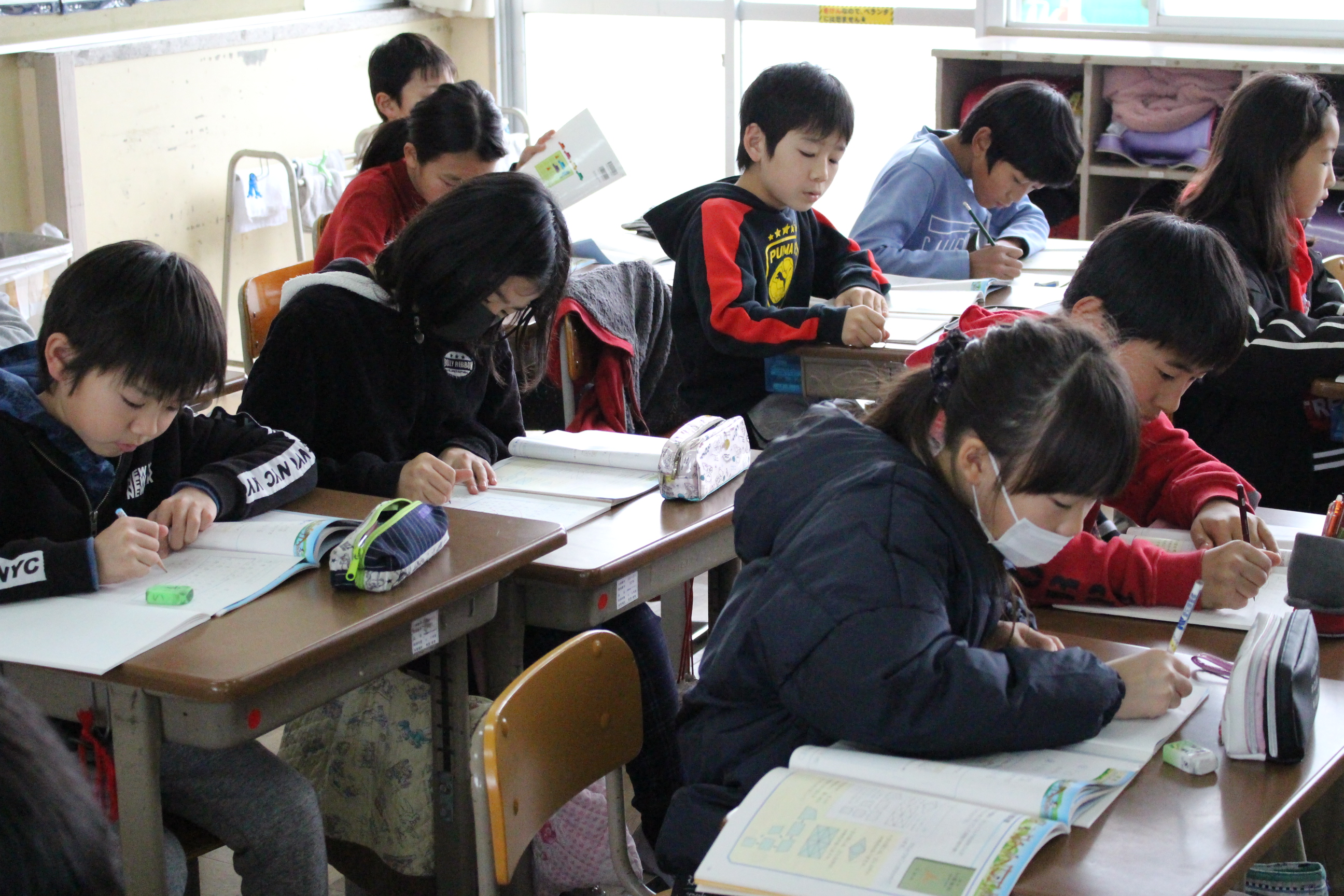 ４年１組 算数の学習 津島市立西小学校