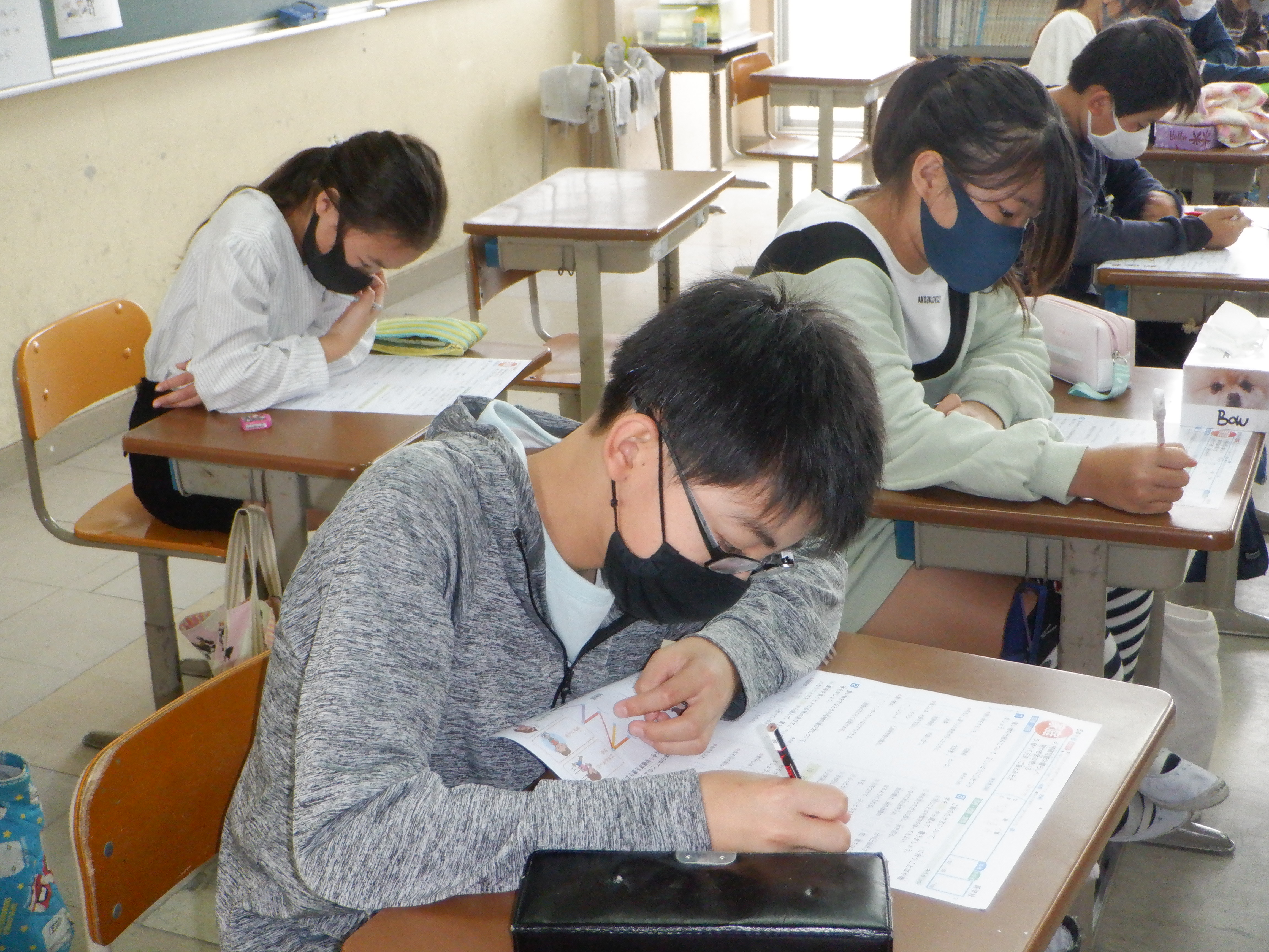 ５年２組 家庭科のテスト 津島市立西小学校